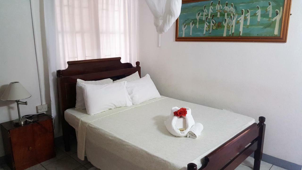 Rainbow Inn Grenville Pokoj fotografie